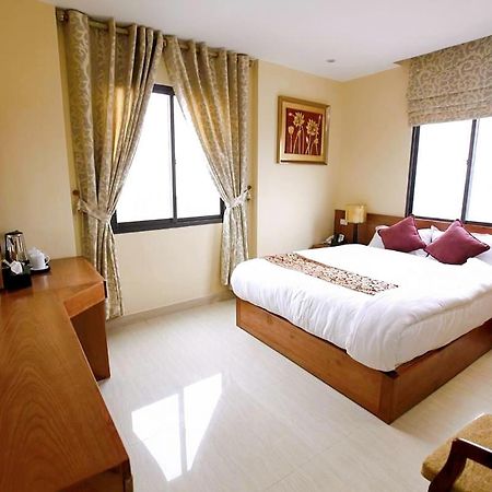 Hanoi B Hotel & Travel - 5 Mins Hoan Kiem Lake Zewnętrze zdjęcie