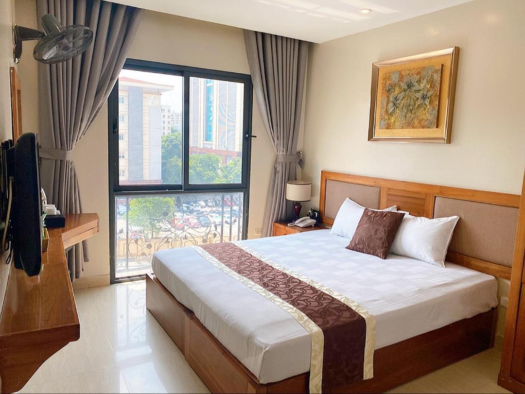 Hanoi B Hotel & Travel - 5 Mins Hoan Kiem Lake Zewnętrze zdjęcie