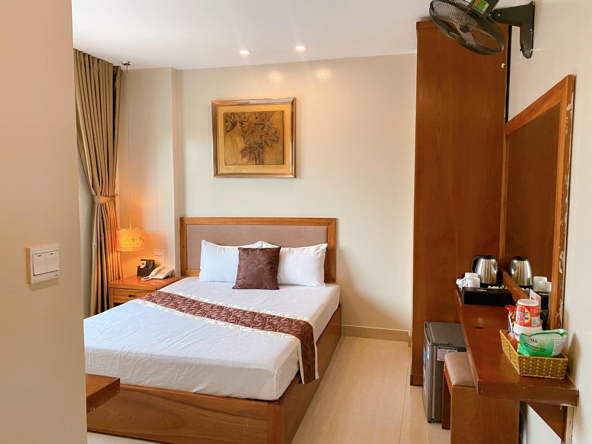 Hanoi B Hotel & Travel - 5 Mins Hoan Kiem Lake Zewnętrze zdjęcie
